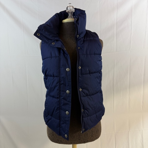 Old Navy Puffer Vest - S - Picture 2 of 8